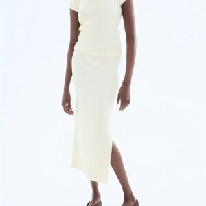 H&M Cream Ribbed Midi Skirt with Side Slit